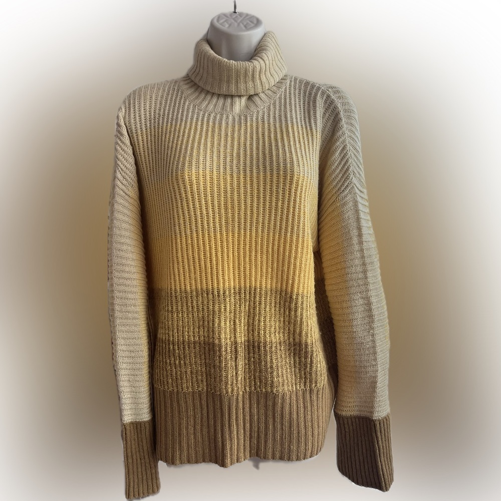 Religion Hustle ombré turtleneck sweater in cadmium yellow-freesia Fits M+